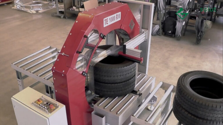 Teilautomatische Verpackungsmaschine für Reifen und Räder von wrapsolut